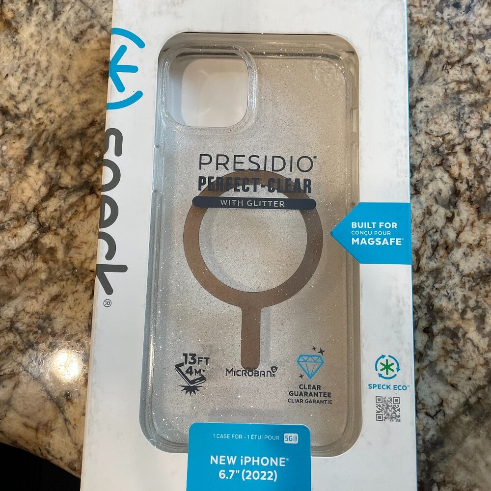 Brand New Speck Iphone Case 6.7"